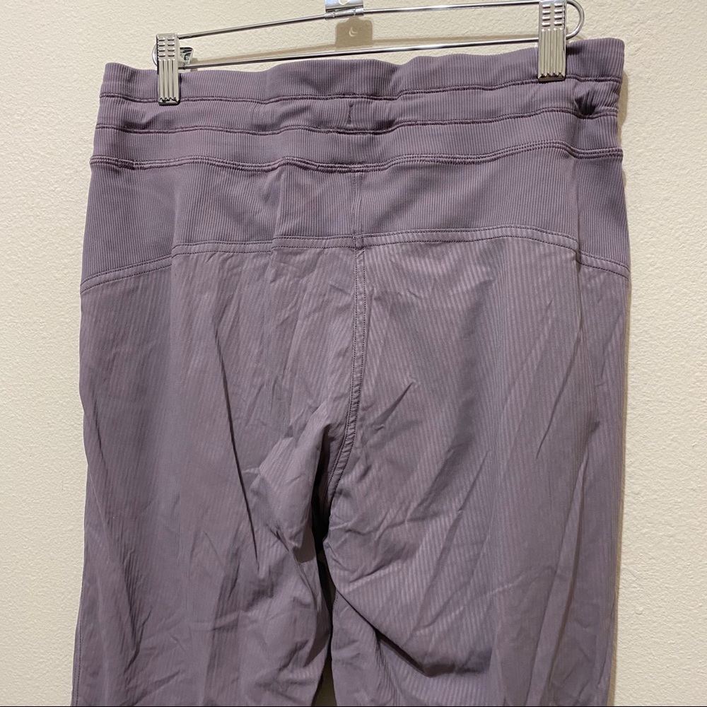 RARE Lululemon Dance Studio Jogger Lunar Rock - Picture 8 of 9
